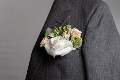 Pocket square of white flowers