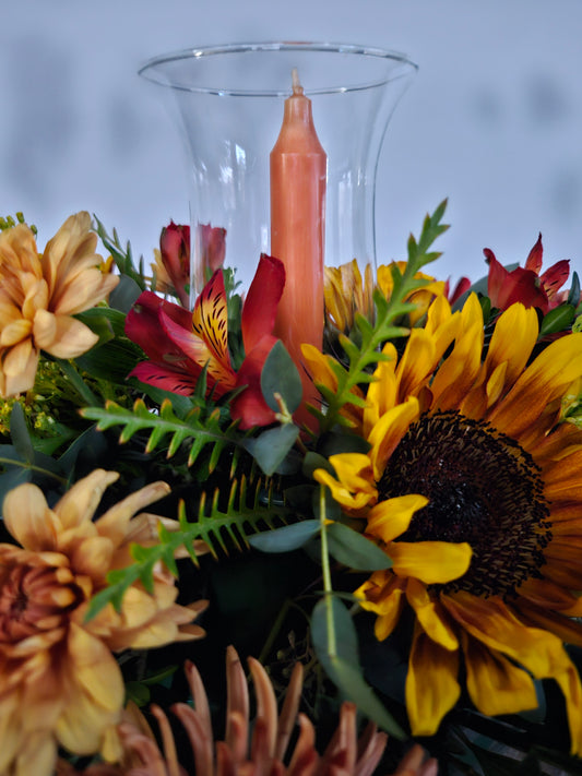 Sunlit Gratitude Centerpiece Close up